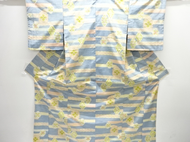 アンティーク　横段に華紋模様織り出し十日町紬着物